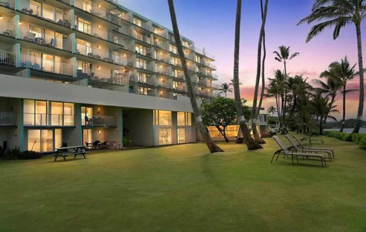 Luxury Beachfront Condo Hau'ula Exterior photo