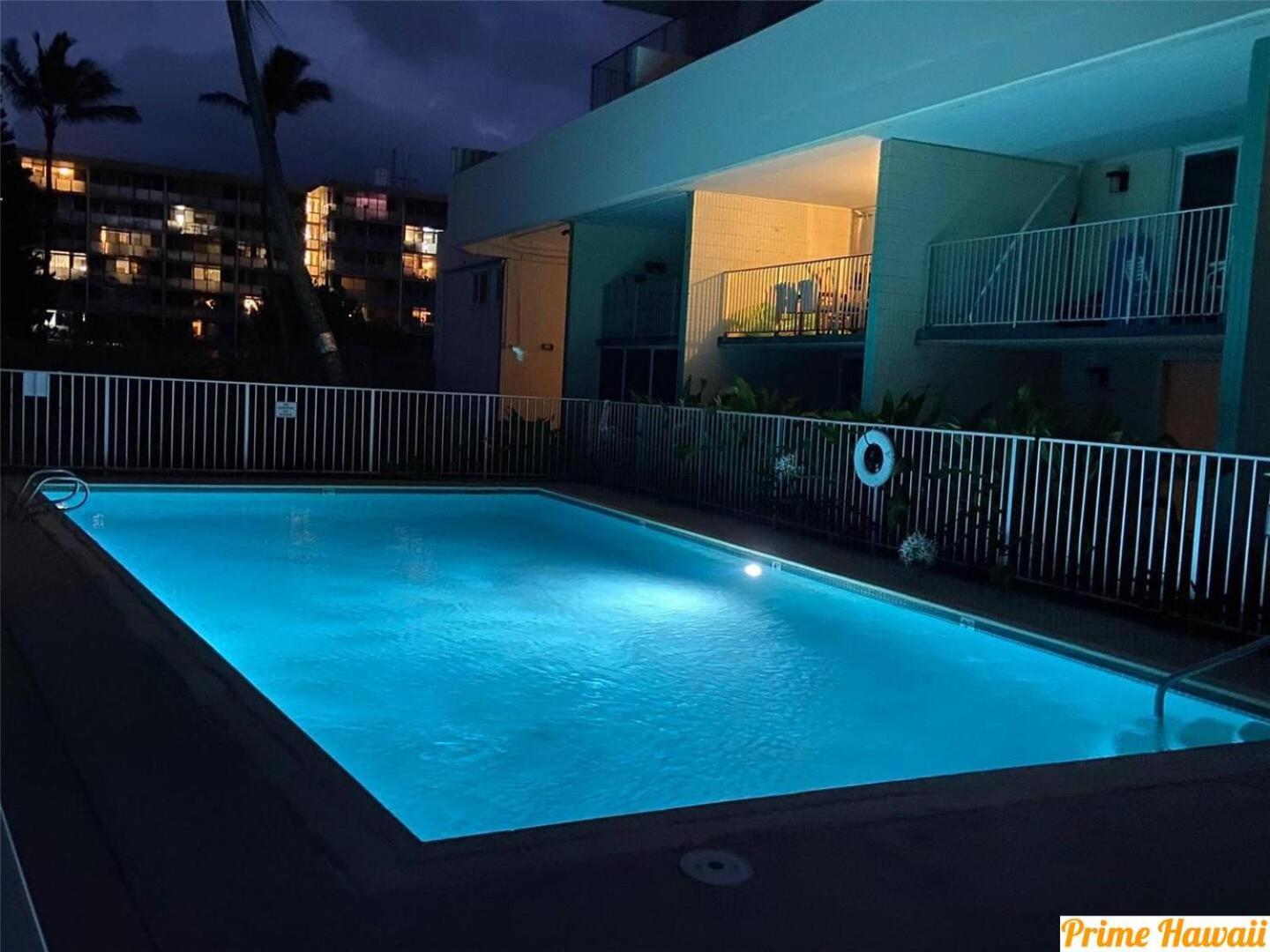 Luxury Beachfront Condo Hau'ula Exterior photo