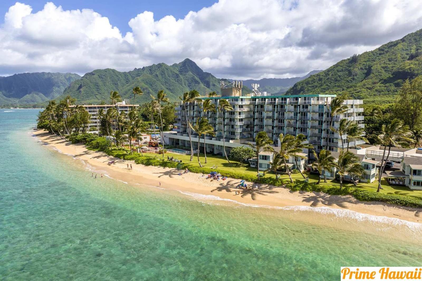 Luxury Beachfront Condo Hau'ula Exterior photo